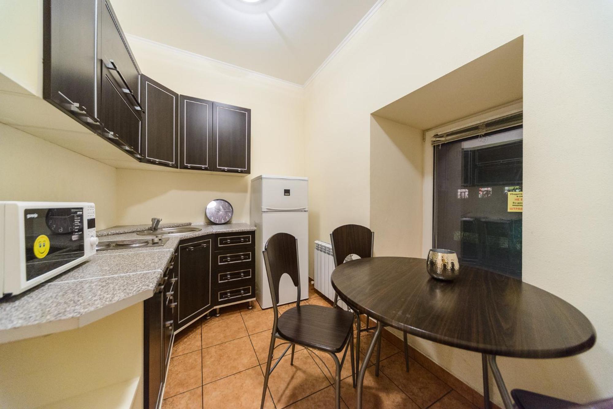 Apartment At Malaya Zhytomyrska 5 Kiev Luaran gambar