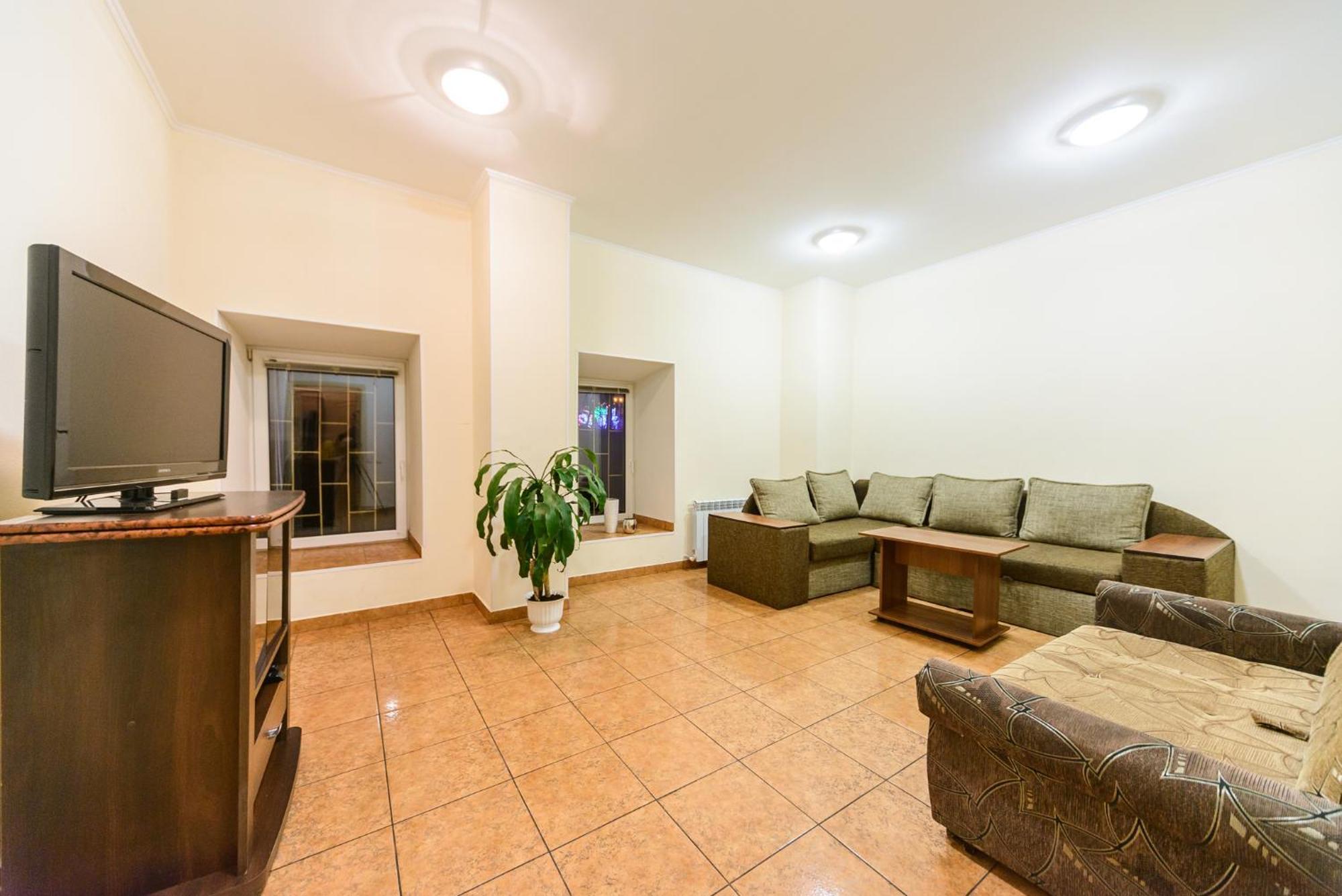 Apartment At Malaya Zhytomyrska 5 Kiev Luaran gambar